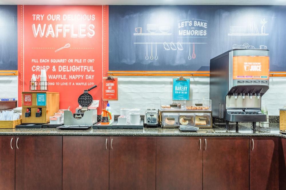 Hampton Inn La Crosse/Onalaska Екстериор снимка